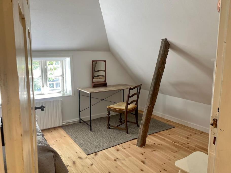 Idyllisk, Historisk Byhus Ved Fjorden I Mariager Esterno foto